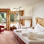 Hotell Post 4*