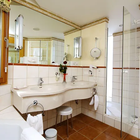 Post 4* バド クラインキルヒハイム